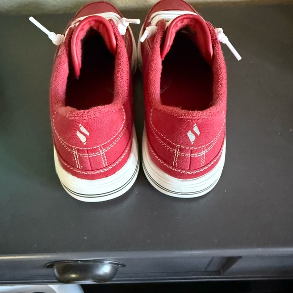 Skechers Red and White Sneakers Classic Canvas Design - Picture 3 of 5